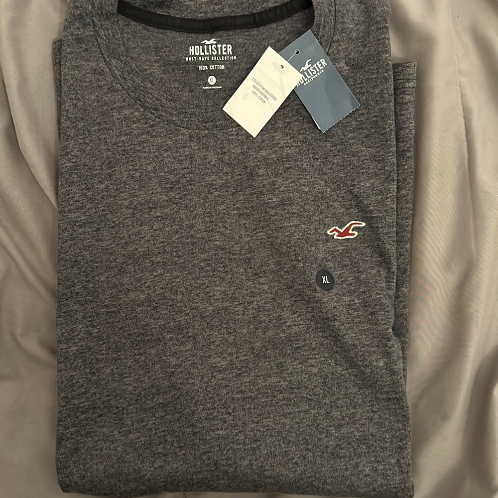 Men| Brand New| Hollister T-shirt